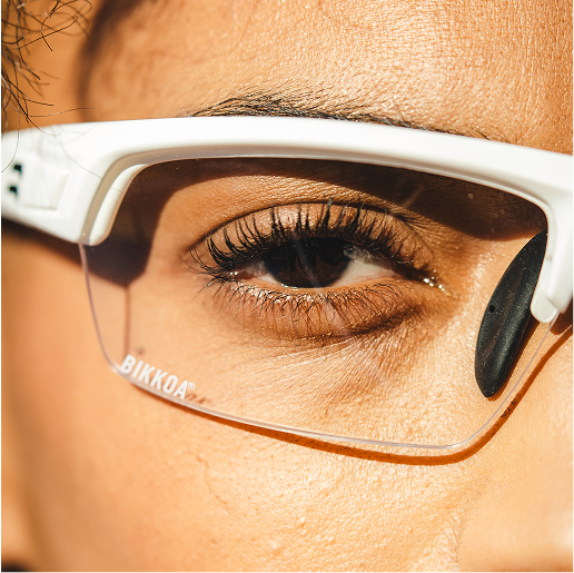 Guía práctica para elegir tus gafas de sol deportivas de mujer