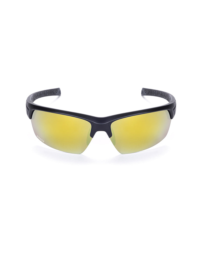 Gafas deportivas BIKKOA GOAT color dorada, vista frontal con lente dorada REVO, ideal para alta movilidad en deportes de raqueta y carrera - Dorada