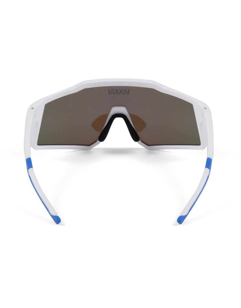 Vista detallada de gafas deportivas para niños BIKKOA VARYS blancas con lente azul - Azul