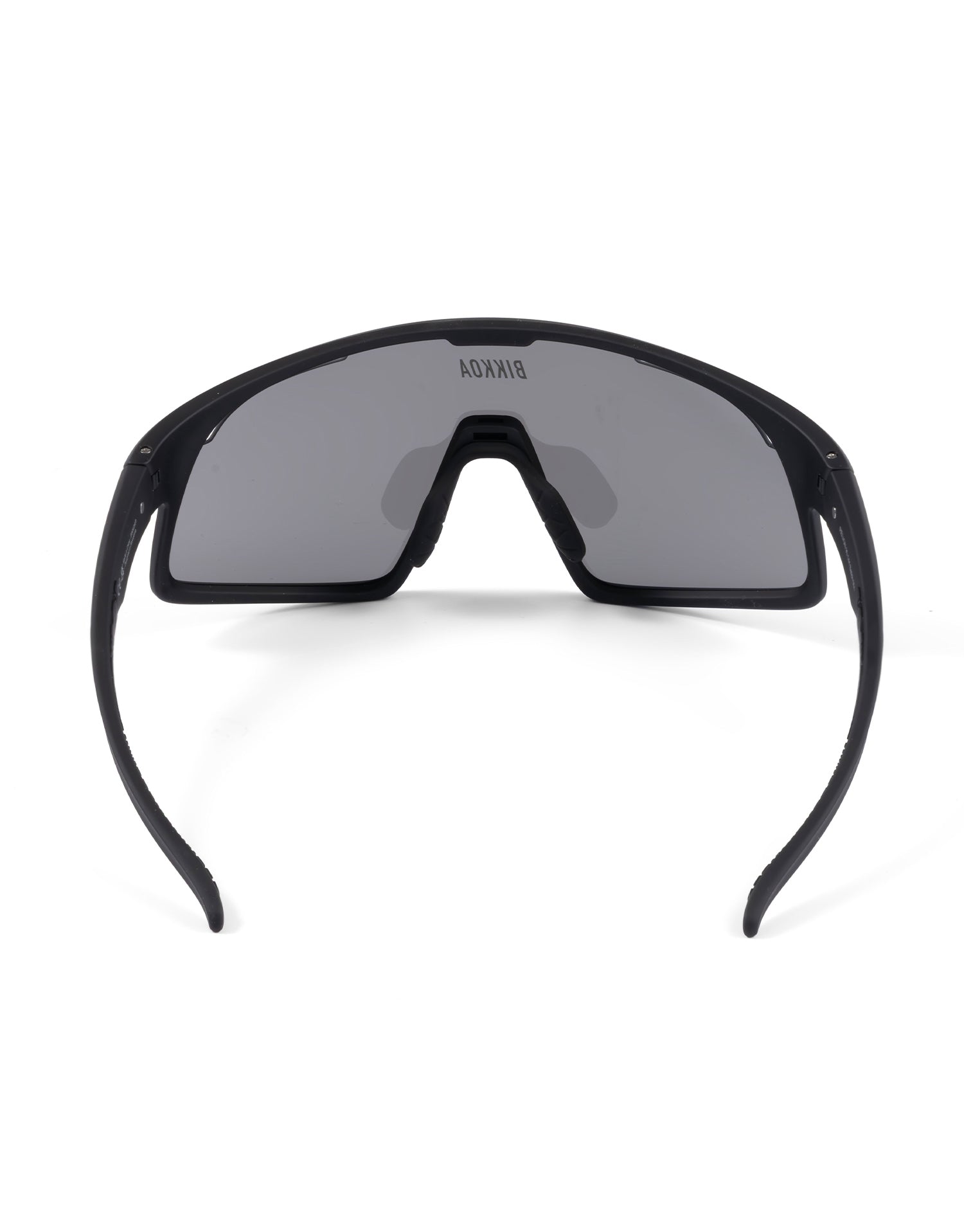 Diseño envolvente de las gafas BIKKOA RELION con lente negra Cat.3 - Negra