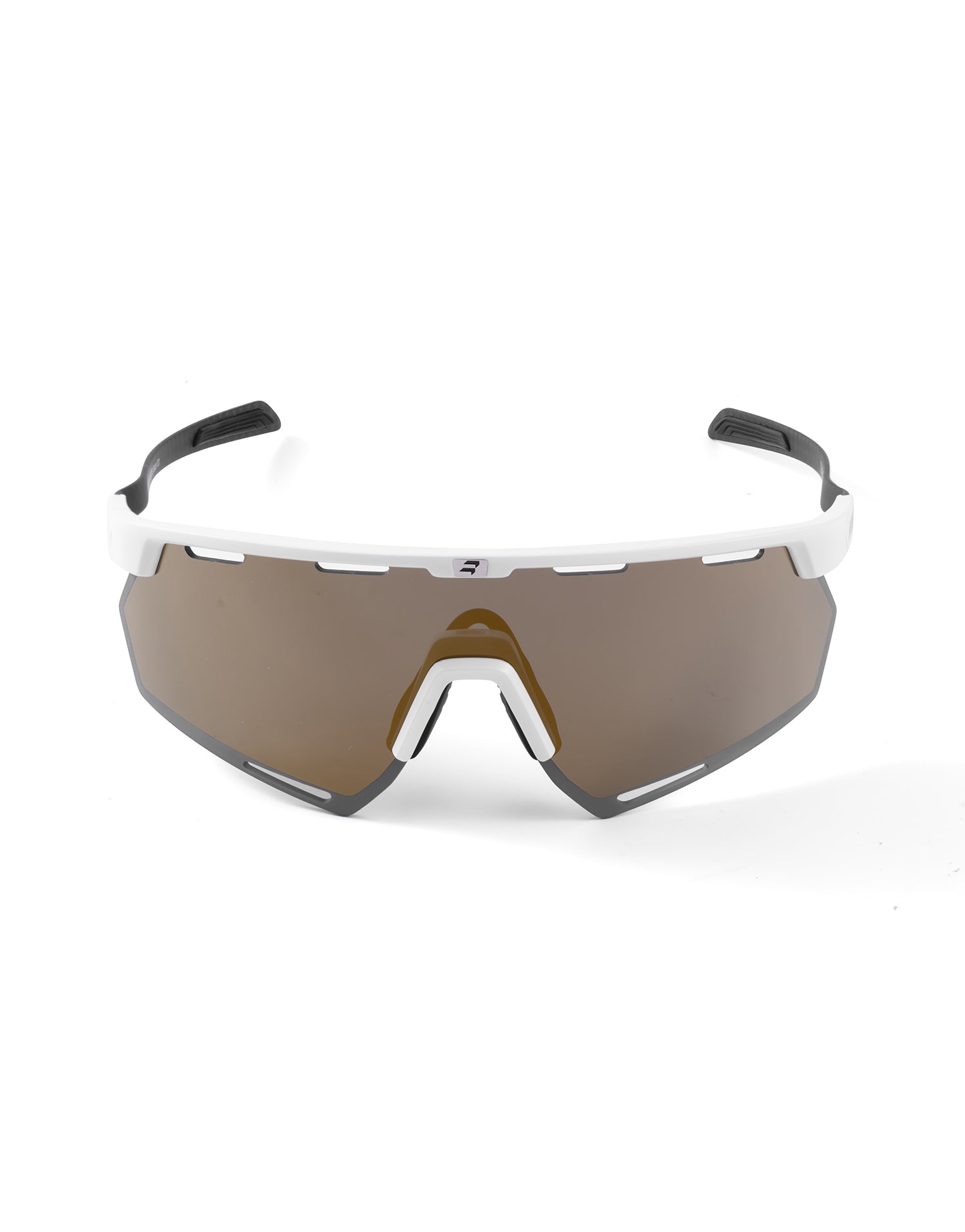 Gafas deportivas BIKKOA STRATOX con lente dorada REVO y montura blanca con patillas de carbono, vista frontal completa con lente dorada REVO perforada AIR VENT para máxima aerodinámica en ciclismo y running - dorada
