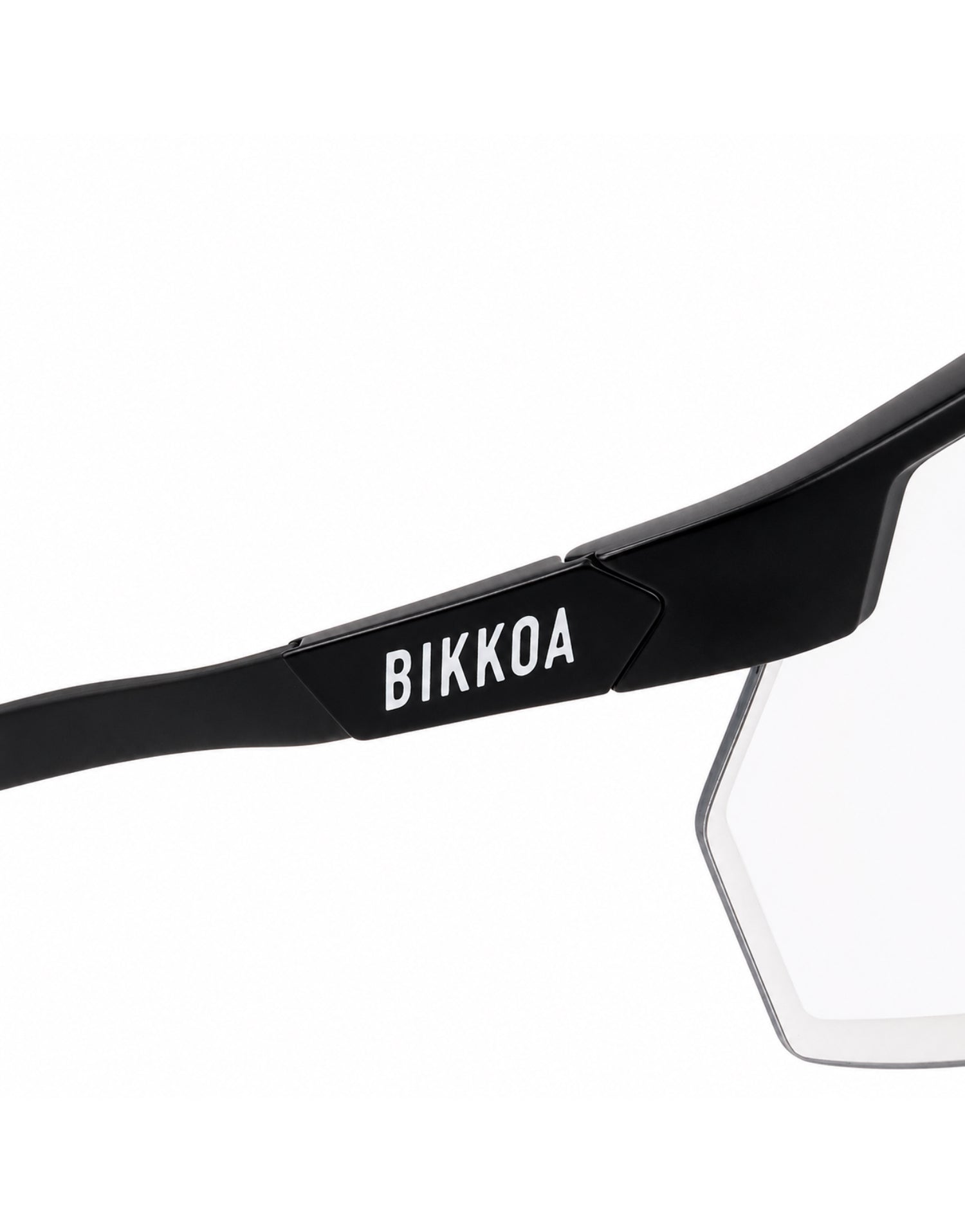STRATOX Photochromic de BIKKOA®, gafas deportivas para running y ciclismo con lente fotocromática de alto rendimiento - Fotocromática