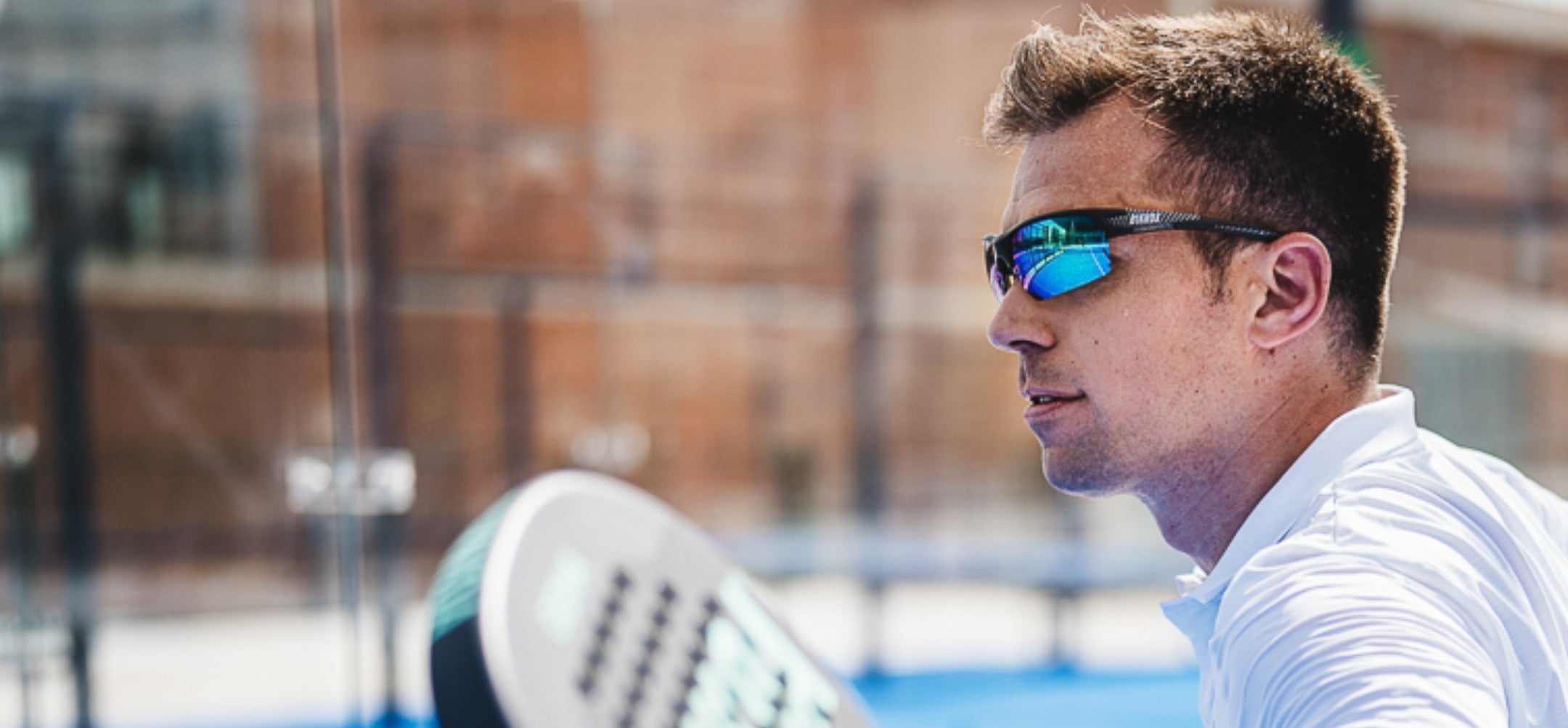 gafas padel GOAT bikkoa lentes antirreflejo vision clara en pista