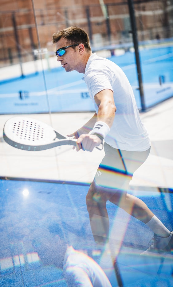 gafas padel GOAT bikkoa tecnologia antirreflejo reduccion deslumbramiento padel